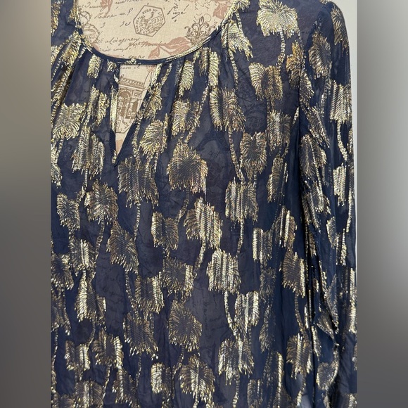 LILLY PULITZER  Sheer BECCER Silk Navy blouse with Gold palm tree design size M - Picture 4 of 16